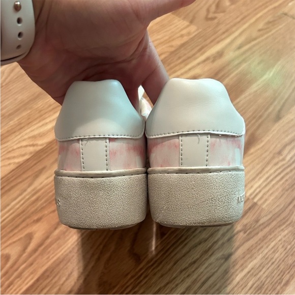 Womens Size 6 Pink and White poppy lace up Michael Kors shoes - Picture 4 of 6